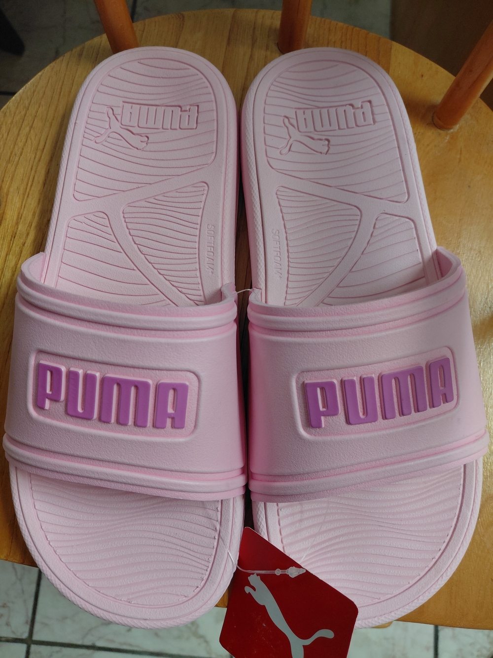 Brand New Women's Puma Pink Slide Sandals - Picture 2 of 4